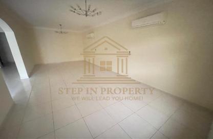 Villa - 5 Bedrooms - 5 Bathrooms for rent in Bu Hamour Street - Abu Hamour - Doha