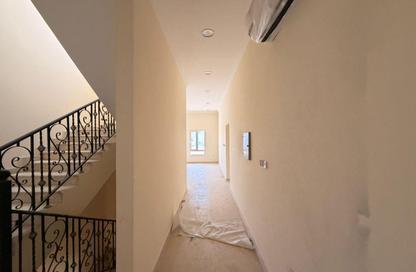 Villa - 6 Bedrooms - 7 Bathrooms for rent in Al Luqta - Al Luqta - Doha
