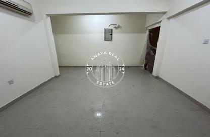 Apartment - 3 Bedrooms - 2 Bathrooms for rent in EB15 - Doha Al Jadeed - Doha