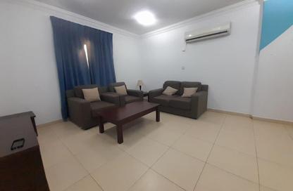 Apartment - 2 Bedrooms - 2 Bathrooms for rent in Al Mansoura - Al Mansoura - Doha