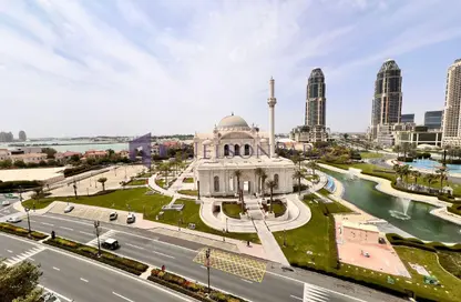 Apartment - 1 Bedroom - 2 Bathrooms for sale in Tower 6 - Porto Arabia - The Pearl Island - Doha