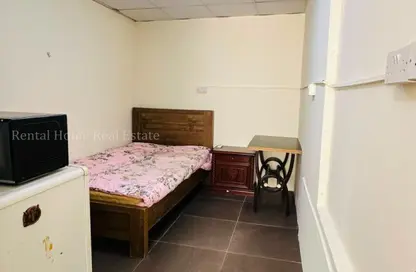 Apartment - 1 Bathroom for rent in Bin Omran - Fereej Bin Omran - Doha