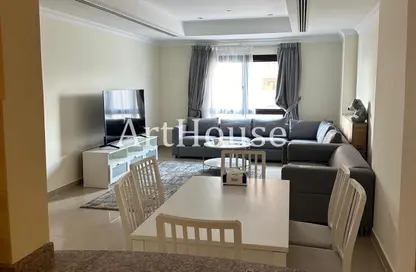 Apartment - 1 Bedroom - 2 Bathrooms for rent in Porto Arabia - The Pearl Island - Doha