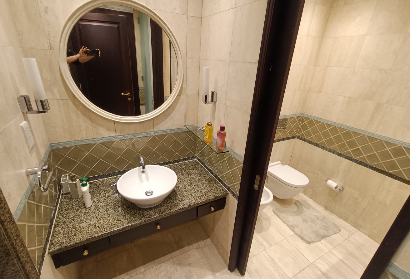 Luxury 5BR Duplex Penthouse| 499 SQM| Marina View thumbnail 14