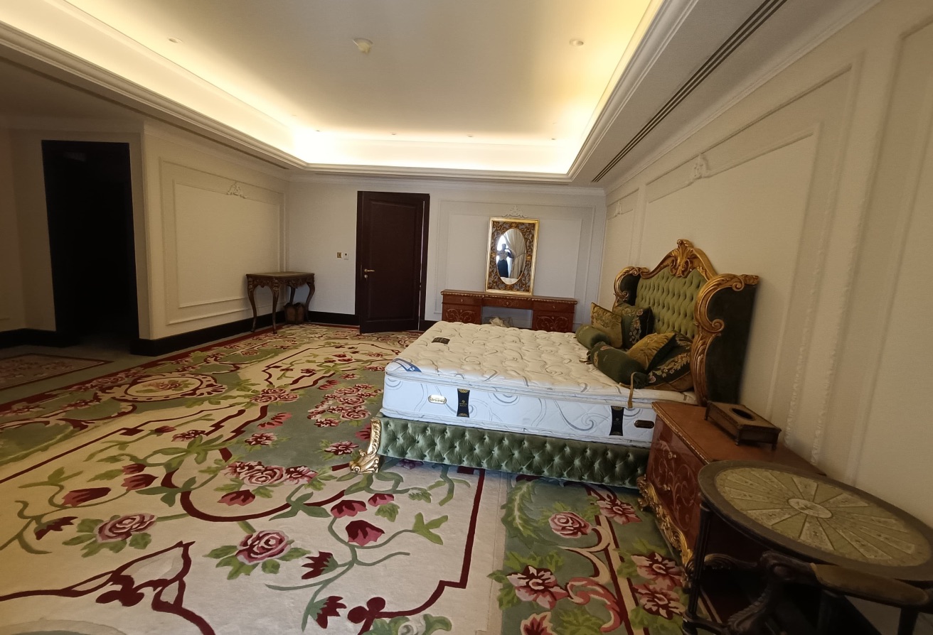 Luxury 5BR Duplex Penthouse| 499 SQM| Marina View thumbnail 11