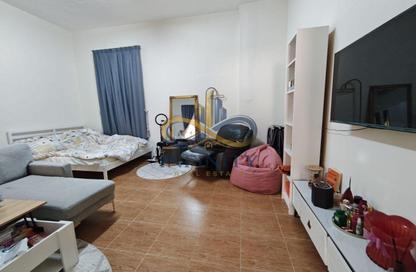 Apartment - Studio - 1 Bathroom for rent in Umm Ghwailina Comm - Umm Ghuwalina - Umm Ghuwailina - Doha