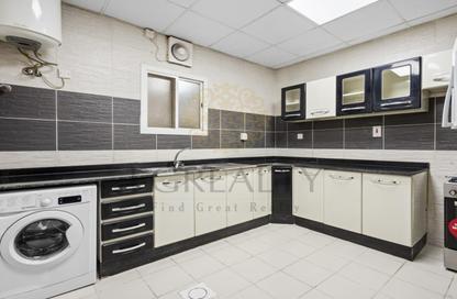 شقة - 2 غرف نوم - 2 حمامات للايجار في 28 نجمة - شارع ابن درهم - نجمة - الدوحة شقة - 2 غرف نوم - 2 حمامات للايجار في 28 نجمة - شارع ابن درهم - نجمة - الدوحة