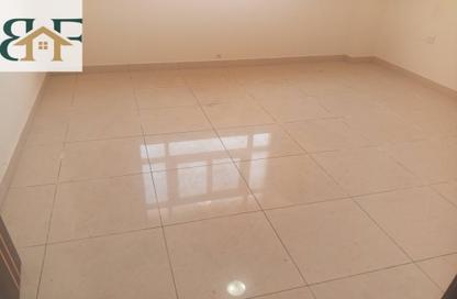 Apartment - 2 Bedrooms - 2 Bathrooms for rent in Al Mansoura - Doha