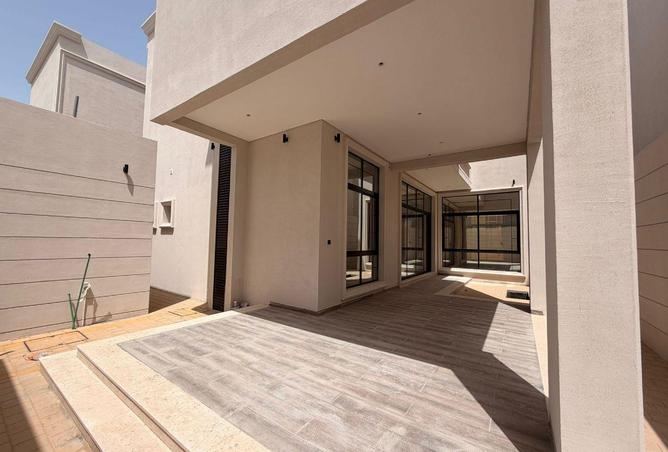 53571754 - صورة العقار 2