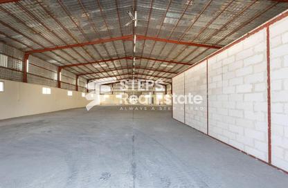 Warehouse - Studio - 1 Bathroom for rent in Industrial Area 4 - Industrial Area - Industrial Area - Doha