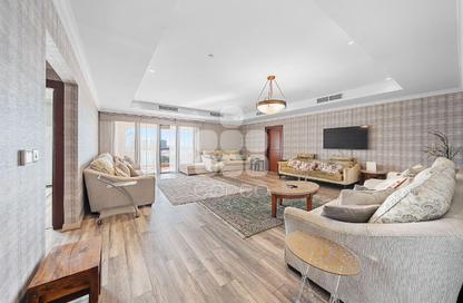 Apartment - 2 Bedrooms - 3 Bathrooms for rent in East Porto Drive - Porto Arabia - The Pearl Island - Doha