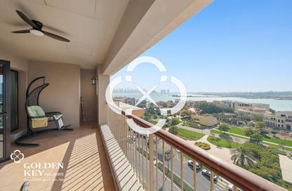 Apartment - 2 Bedrooms - 3 Bathrooms for rent in West Porto Drive - Porto Arabia - The Pearl Island - Doha