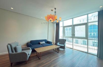 Apartment - 3 Bedrooms - 5 Bathrooms for rent in Floresta Gardens - Floresta Gardens - The Pearl Island - Doha Apartment - 3 Bedrooms - 5 Bathrooms for rent in Floresta Gardens - Floresta Gardens - The Pearl Island - Doha
