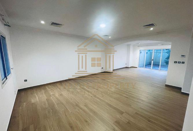 53282865 - Property Image 3