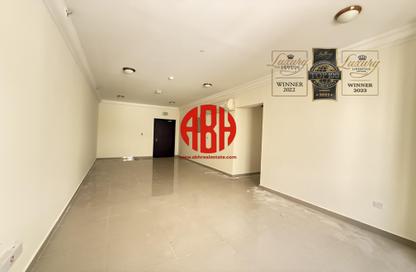 Apartment - 2 Bedrooms - 1 Bathroom for rent in Musheireb Tower - Musheireb - Musheireb - Doha