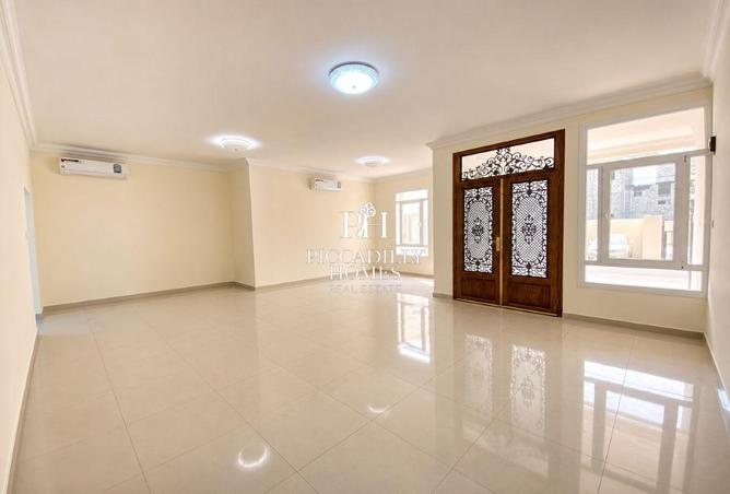 56826735 - Property Image 2