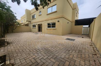 Villa - 5 Bedrooms - 5 Bathrooms for rent in Al Messila - Al Messila - Doha