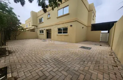 فيلا - 5 غرف نوم - 5 حمامات للايجار في المسيلة - المسيلة - الدوحة