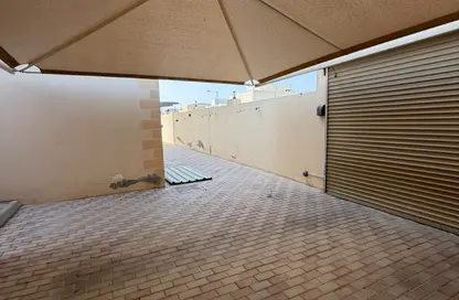 Villa - 7 Bedrooms - 6 Bathrooms for rent in Umm Salal Ali - Doha