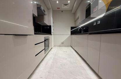 Apartment - 1 Bedroom - 2 Bathrooms for rent in Al Tarfa Residences - Fox Hills - Lusail