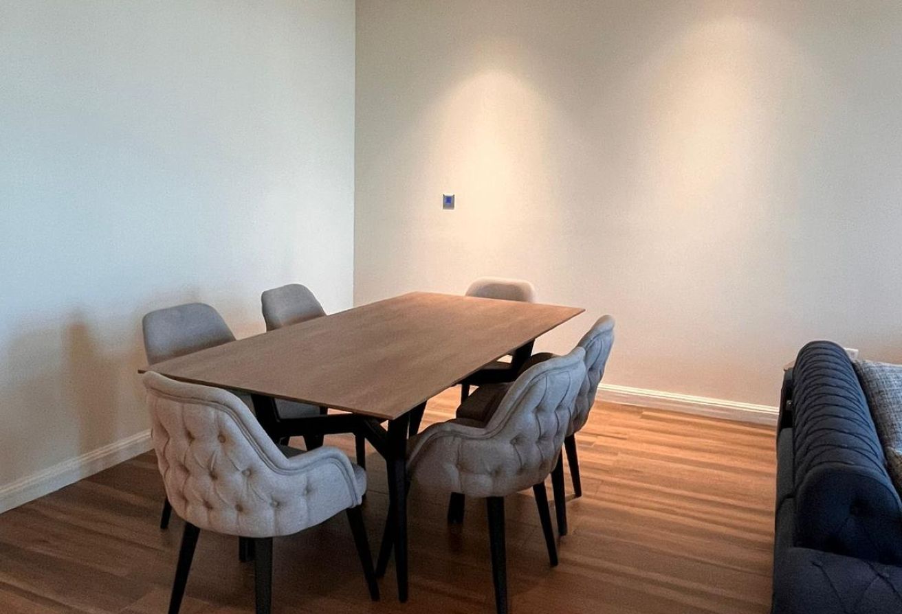 Spacious 3 Bed + Maid in Floresta Gardens | 40% DP thumbnail 12