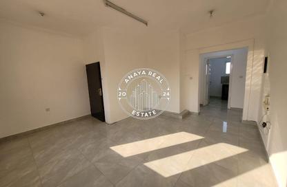 Penthouse - 1 Bedroom - 1 Bathroom for rent in Ain Khaled Villas - Ain Khaled - Doha