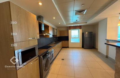 Apartment - 3 Bedrooms - 5 Bathrooms for rent in West Bay - West Bay - Doha