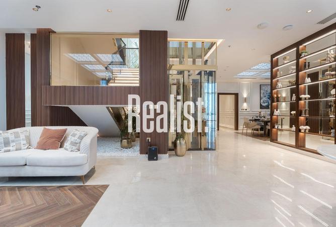 976659 - Property Image 2