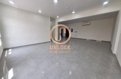 Apartment - 3 Bedrooms - 3 Bathrooms for rent in Doha Gardens - Al Waab - Al Waab - Doha
