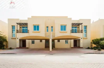 فيلا - 3 غرف نوم - 4 حمامات للايجار في فلل عين خالد - عين خالد - الدوحة