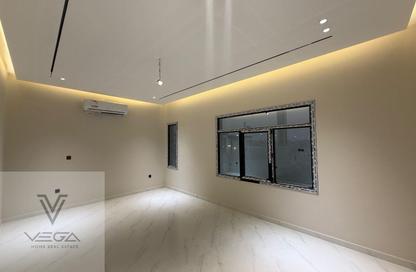 Villa - 7 - 7 for sale in Al Hamraa Street - Al Thumama - Doha