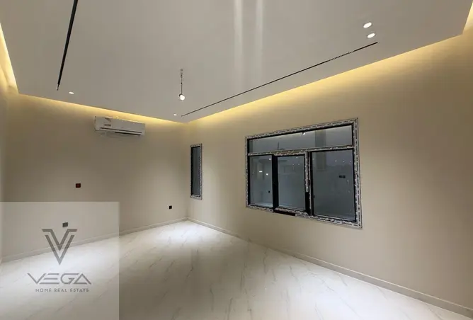 63133852 - Property Image 3