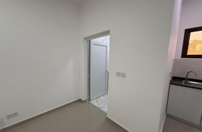 Apartment - Studio - 1 Bathroom for rent in Al Gharrafa - Al Gharrafa - Doha