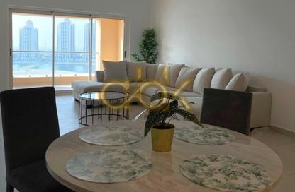 Apartment - 1 Bedroom - 2 Bathrooms for rent in Viva West - Viva Bahriyah - The Pearl Island - Doha