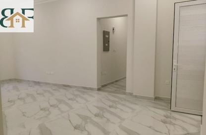 Apartment - 3 Bedrooms - 4 Bathrooms for rent in Fereej Bin Mahmoud North - Fereej Bin Mahmoud - Doha