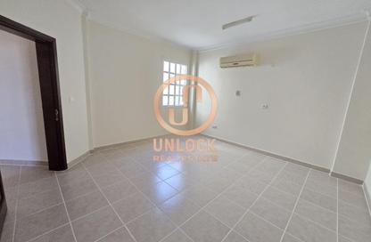 Apartment - 3 Bedrooms - 3 Bathrooms for rent in Anas Street - Fereej Bin Mahmoud North - Fereej Bin Mahmoud - Doha