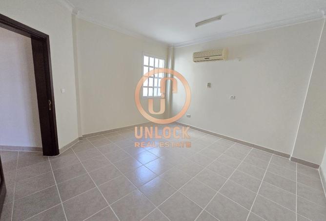 54149260 - صورة العقار 2