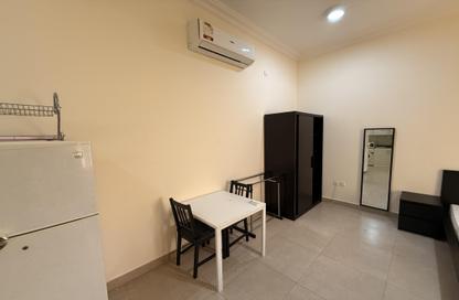 Apartment - Studio - 1 Bathroom for rent in Al Kharaitiyat - Al Kharaitiyat - Al Kharaitiyat - Umm Salal Mohammed