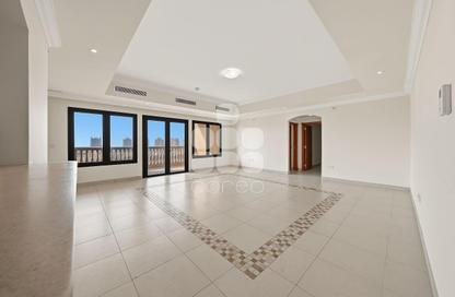 Apartment - 2 Bedrooms - 3 Bathrooms for rent in East Porto Drive - Porto Arabia - The Pearl Island - Doha