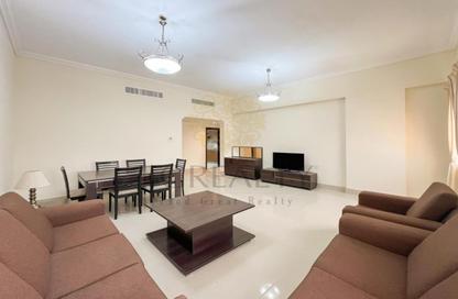 Apartment - 2 Bedrooms - 2 Bathrooms for rent in Anas Street - Fereej Bin Mahmoud North - Fereej Bin Mahmoud - Doha