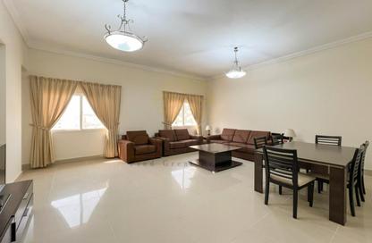 Apartment - 2 Bedrooms - 2 Bathrooms for rent in Anas Street - Fereej Bin Mahmoud North - Fereej Bin Mahmoud - Doha