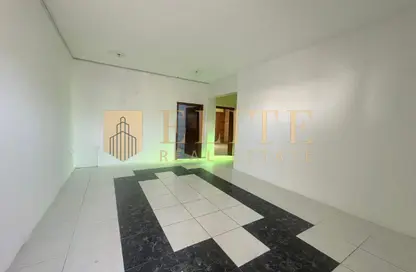 مساحات مكتبية - 3 غرف نوم - 1 حمام للايجار في شارع عمار بن ياسر - العزيزية - الدوحة