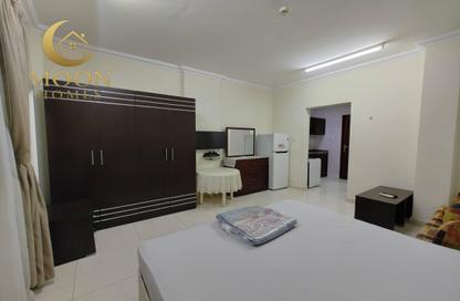 Apartment - Studio - 1 Bathroom for rent in Jaidah Square - Umm Ghuwalina - Umm Ghuwailina - Doha