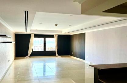Apartment - Studio - 1 Bathroom for rent in East Porto Drive - Porto Arabia - The Pearl Island - Doha