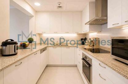 Apartment - 2 Bedrooms - 3 Bathrooms for rent in Viva West - Viva Bahriyah - The Pearl Island - Doha