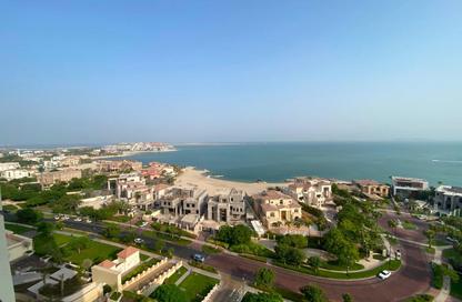 Apartment - 2 Bedrooms - 3 Bathrooms for rent in Tower 29 - Viva Bahriyah - The Pearl Island - Doha