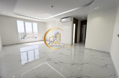 Apartment - 2 - 3 for rent in Thabit Bin Zaid Street - Al Mansoura - Doha