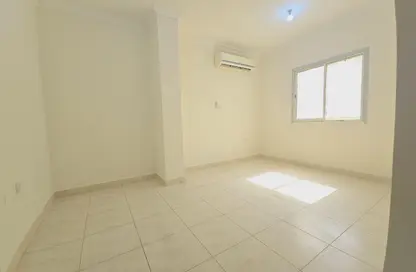 Apartment - 2 Bedrooms - 1 Bathroom for rent in Somerset Al Mansoura - Al Mansoura - Doha