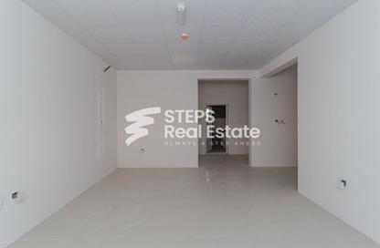 Office Space - Studio - 1 Bathroom for rent in Al Samriya - Ash-Shahaniyah - Dukhan Highway