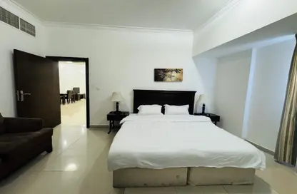 شقة - غرفة نوم - 2 حمامات للايجار في شارع الزبير بكار - السد - الدوحة